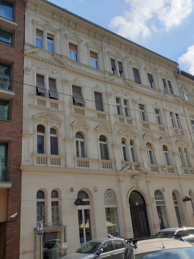 Miniapartman Budapest Eksteriør bilde